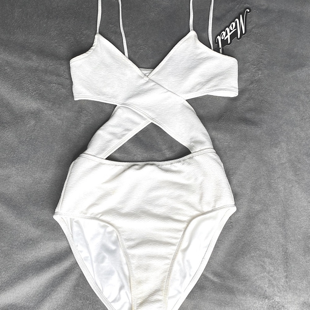 Cut Out One Piece Swimsuit